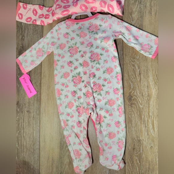 Betsy Johnson set of 2 pink, gray and white footed pajamas Size 6 months - Picture 7 of 16